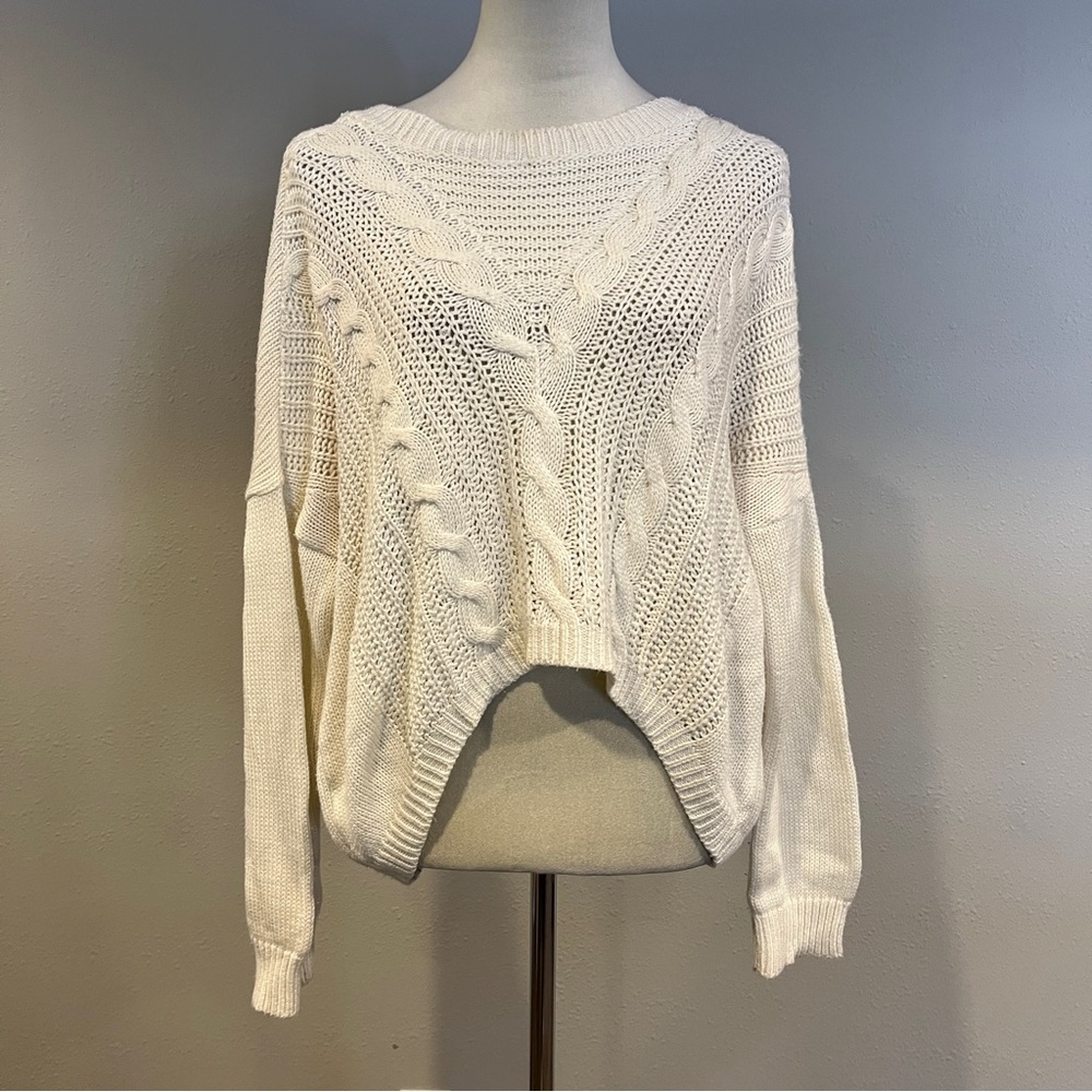 Express Cream white Cable Knit oversized hi-low Sweater‎